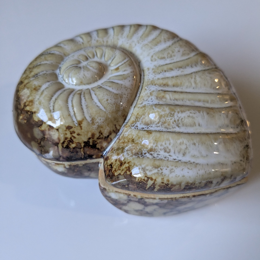 Ceramic Seashell Brown Glazed Mini Jewelry Trinket Box